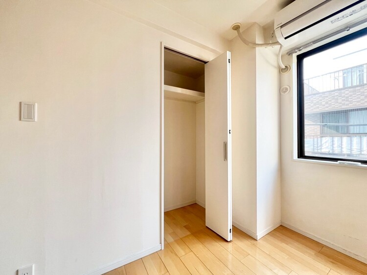 その他 家電やスーツケース、ストック品など何でも片付く嬉しい空間です。