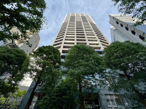 ファーストリアルタワー新宿の物件画像