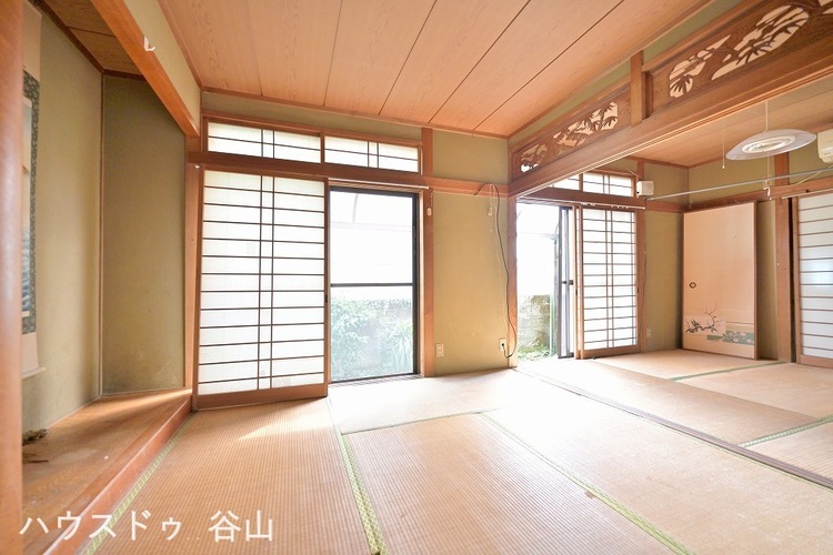 内装 1階和室続き間