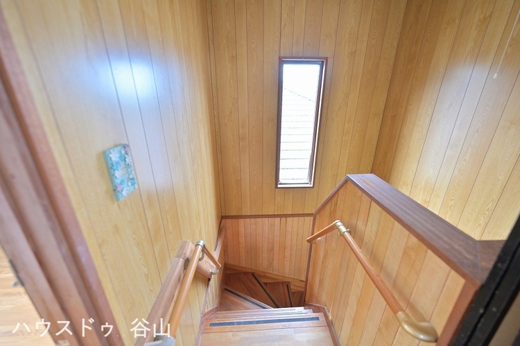 その他 2階階段室