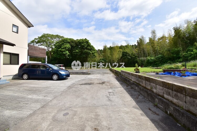 外観 【前面道路】