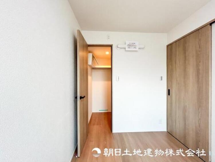 収納 【収納】子供部屋にも寝室にも、便利な全居室収納スペース付ですので、各部屋の荷物がすっきりまとまります。