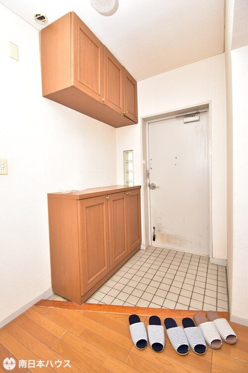 玄関 【玄関】大容量のシューズボックス付きです！