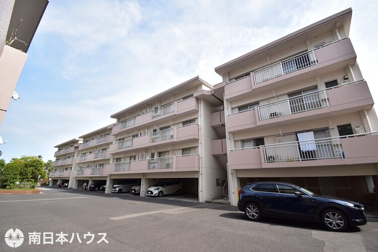 外観 【鴨池ガーデンハウス６号棟】4階建ての最上階のお部屋です！即日ご内覧可能です♪