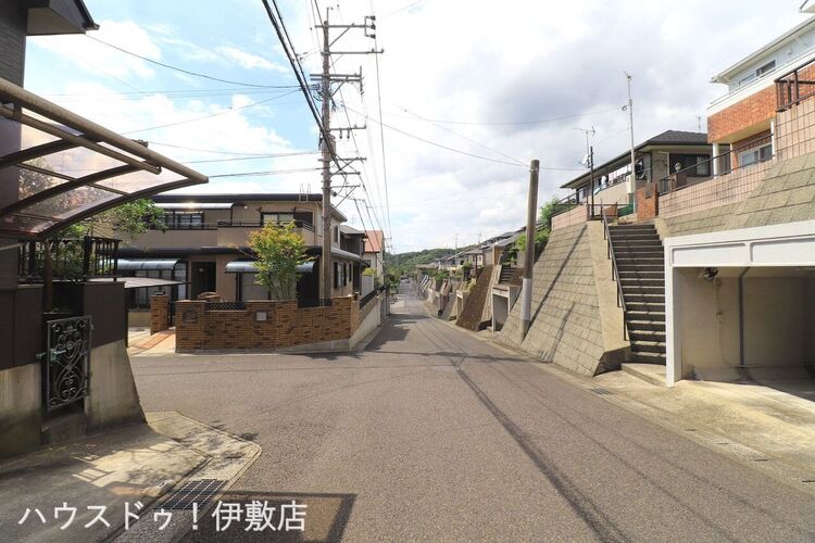 外観 【前面道路】北西方面、前面道路