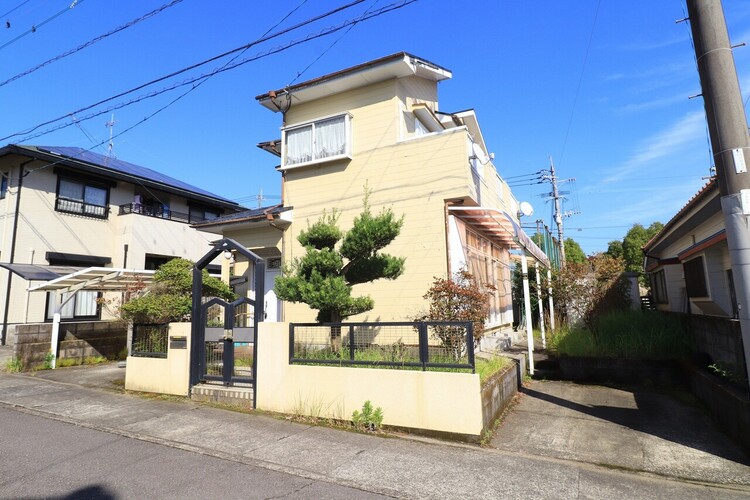 外観 【外観写真】リフォームも弊社にご相談下さい！