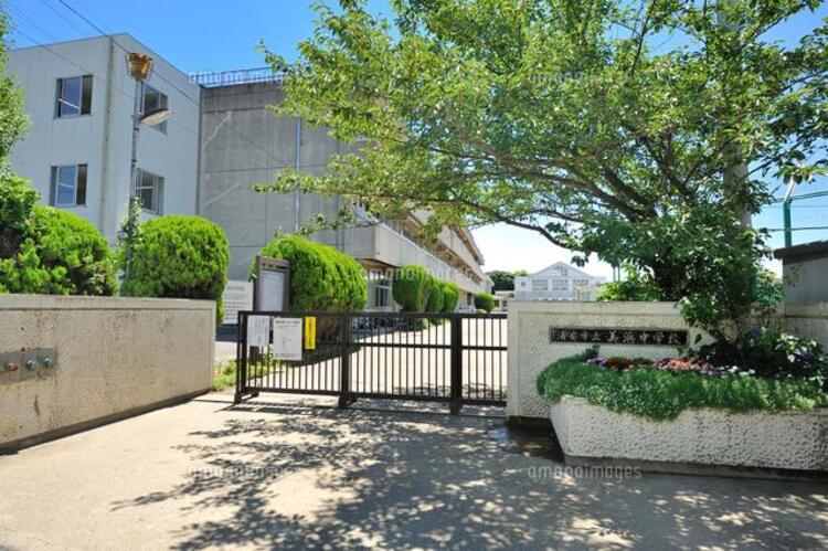 周辺 浦安市立美浜中学校