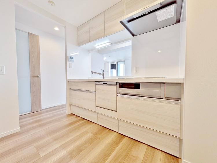 キッチン 洗練されたスタイリッシュなデザイン性と使いやすさを備えた仕様。