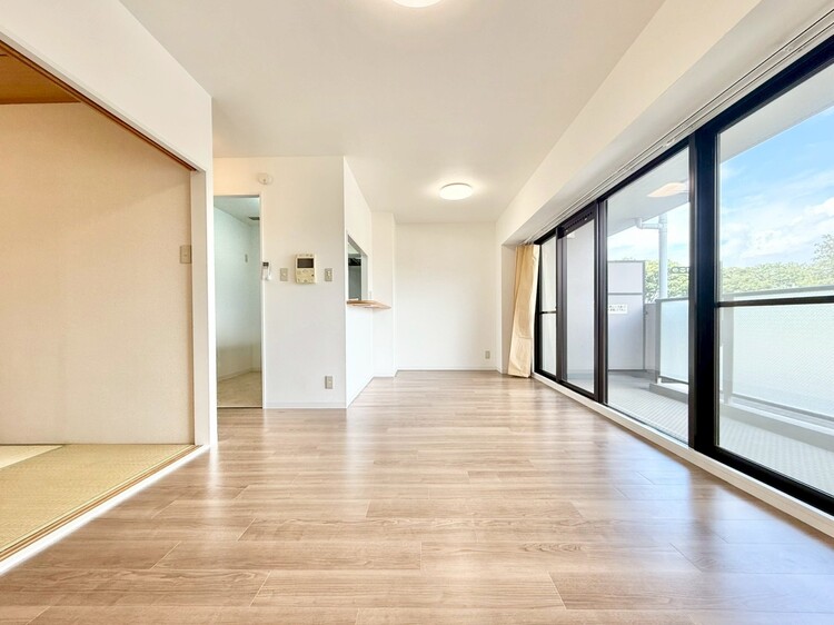 居間 過ごす時間が、たくさんの思い出として紡がれていく場所。