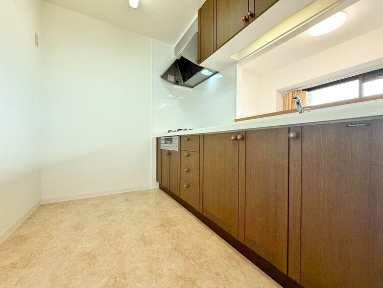 キッチン 洗練されたスタイリッシュなデザイン性と使いやすさを備えた仕様。