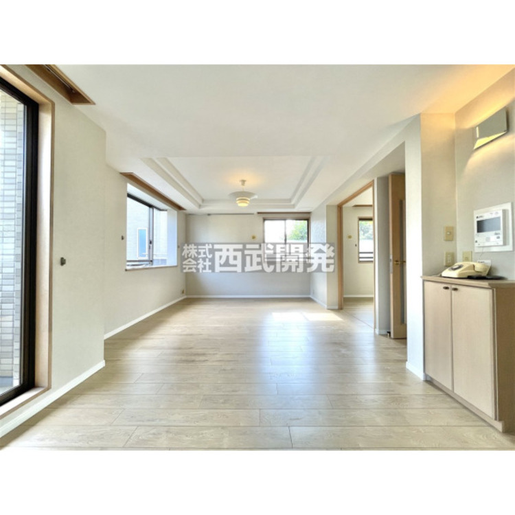 居間 2025年6月撮影