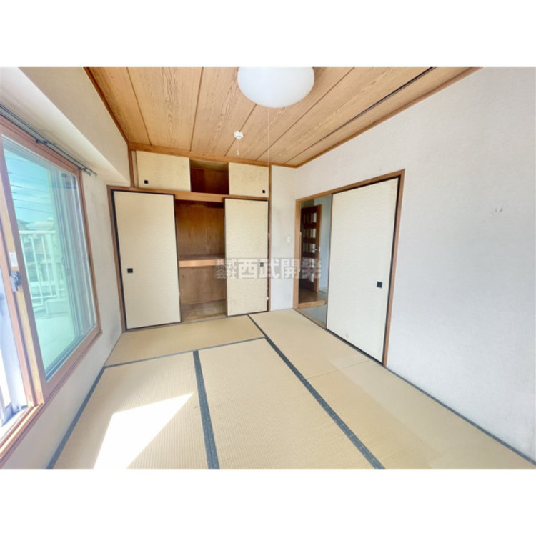 内装 一室はあると嬉しい和室。(リフォーム前)