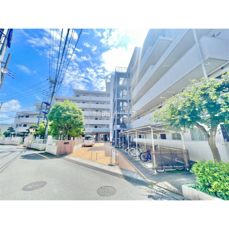 外観 内覧予約受付中です。