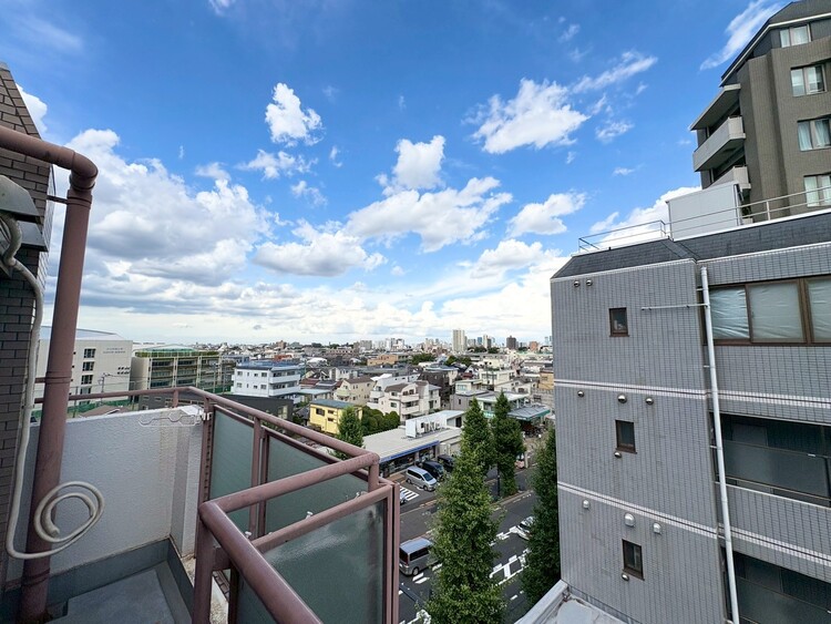 その他 眺望や窓からの景色が良いと、家で過ごす時間も快適です。