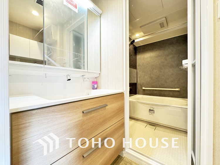 洗面 清潔感のある脱衣場