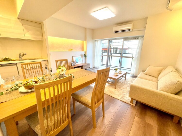 居間 「空間が織り成すひとつ先の住み心地」を演出します。