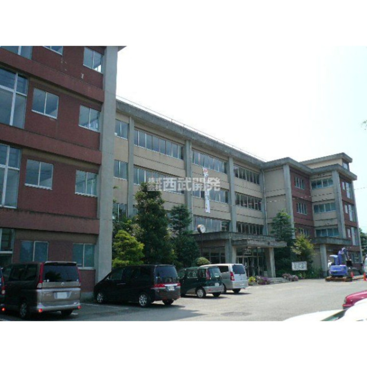 周辺 藤中学校(約1800m)