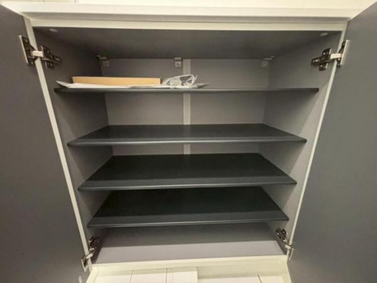 収納 清潔感のある空間を保てるよう、収納スペースを設けており、玄関をスッキリ綺麗な空間に纏めます。（2025.7.10撮影）