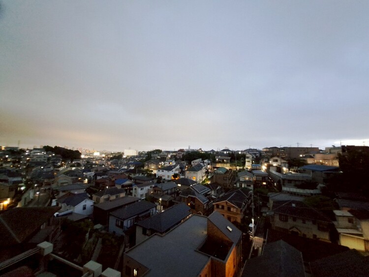 その他 眺望や窓からの景色が良いと、家で過ごす時間も快適です。