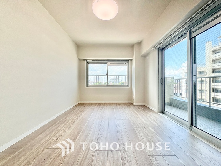 内装 【Entrance of your life】明るい玄関が家族を迎え入れる。今日はどんな一日が待っているんだろう。皆どんな一日を終えて帰ってくるんだろう。