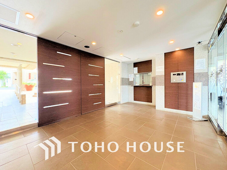 エントランス エントランス