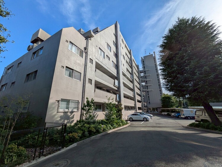 その他 飽きのこないシンプルモダンな外観です。
