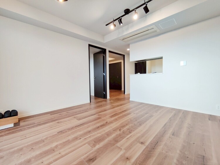 居間 （仕様イメージ）「空間が織り成すひとつ先の住み心地」を演出します。