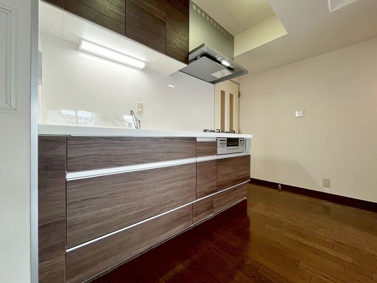 キッチン 洗練されたスタイリッシュなデザイン性と使いやすさを備えた仕様。