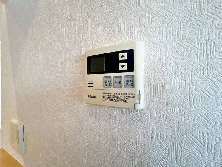 設備 見やすい画面で操作しやすい給湯パネルです。