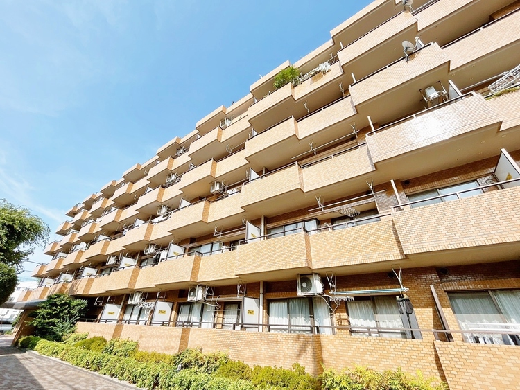 外観 資料には掲載していない情報が、現地にはたくさんあります。是非一度、現地をご確認ください。