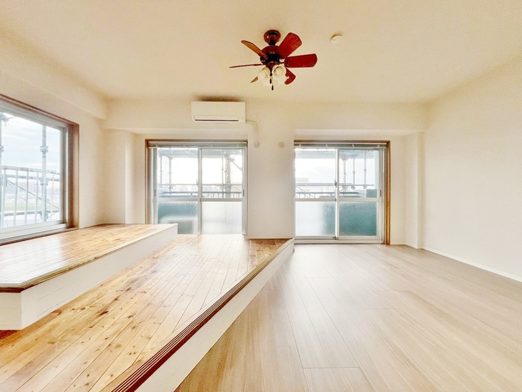 居間 豊かな居住性と、安心感を満たすクオリティが見事に調和した住空間。