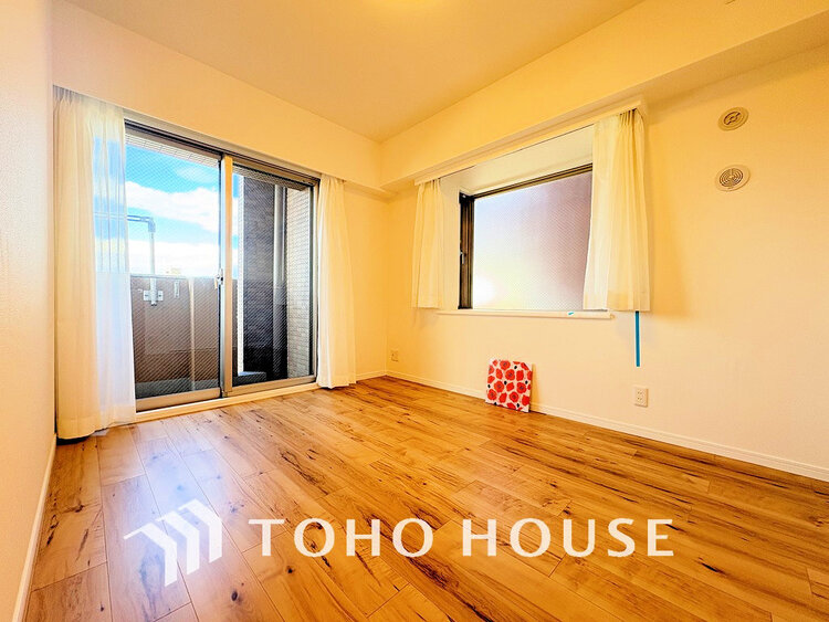 内装 感性を育むプライベートルームはシンプルでスマートな空間