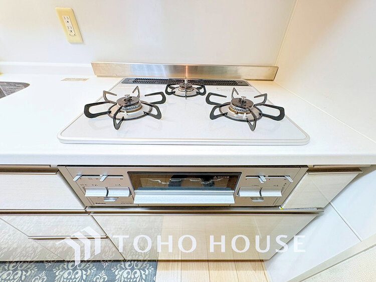 その他 3口ガスコンロでお料理のスピードもUP。効率よくお料理できますね