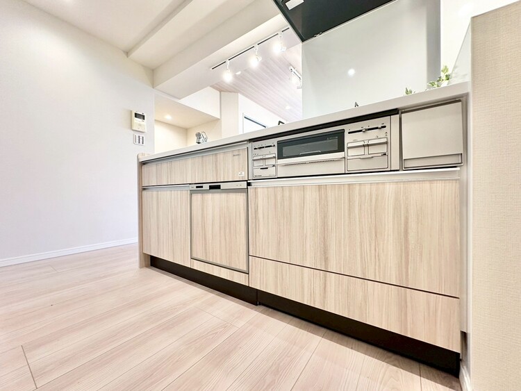 キッチン 使いやすくスタイリッシュなキッチン空間になっております。