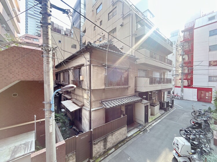 バルコニー 陽当たり・通風・開放感に恵まれた環境です。