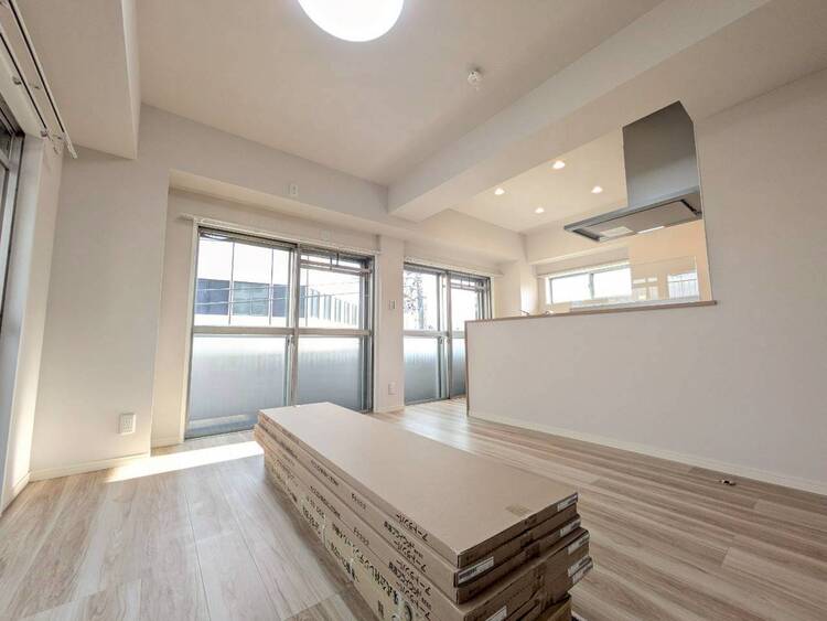 居間 飾り過ぎないシンプルな内装と偏り過ぎないデザインで統一しました。