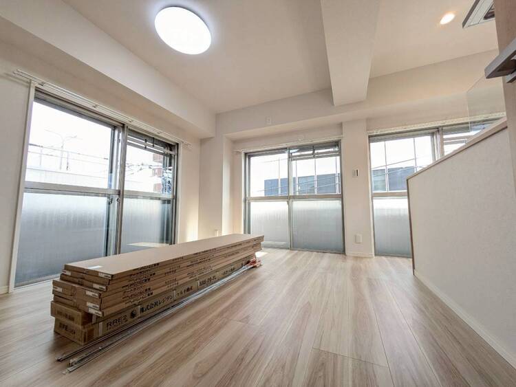 居間 快適に過ごす毎日を求めて、暮らしの中でご自身の「マイホーム」に創り上げてください。