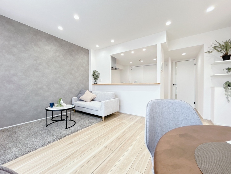 居間 過ごす時間が、たくさんの思い出として紡がれていく場所。