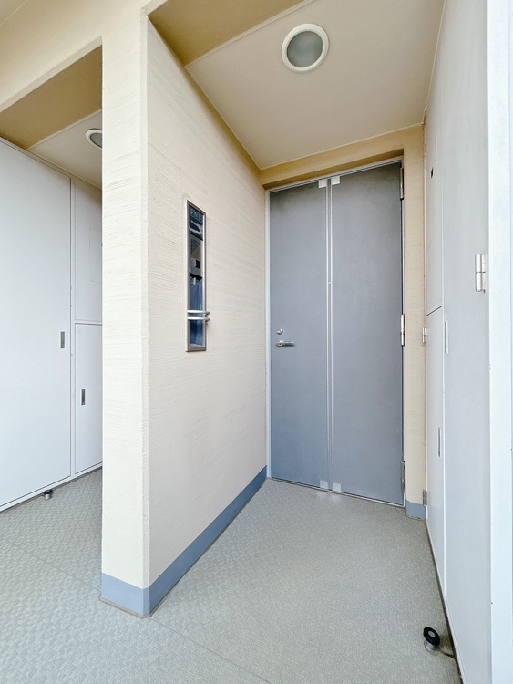 玄関 玄関を開ければ、そこは安らぎのご自宅。