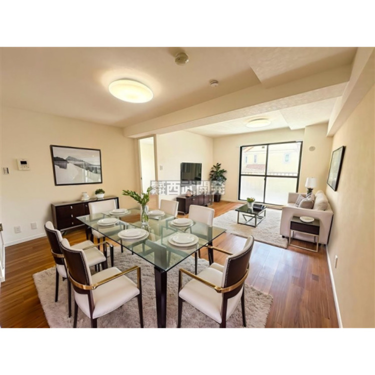 居間 配置している家具・備品はCGによるイメージです