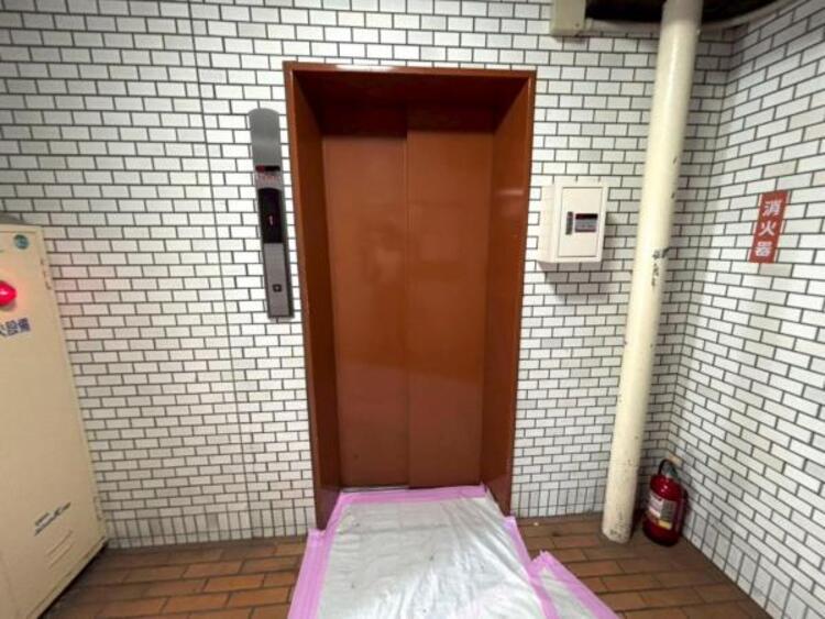 その他 エレベーター 荷物の多い時などに便利なエレベーターを設置。快適なマンションライフをお楽しみいただけます。