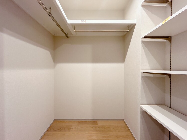 その他 家電やスーツケース、ストック品など何でも片付く嬉しい空間です。