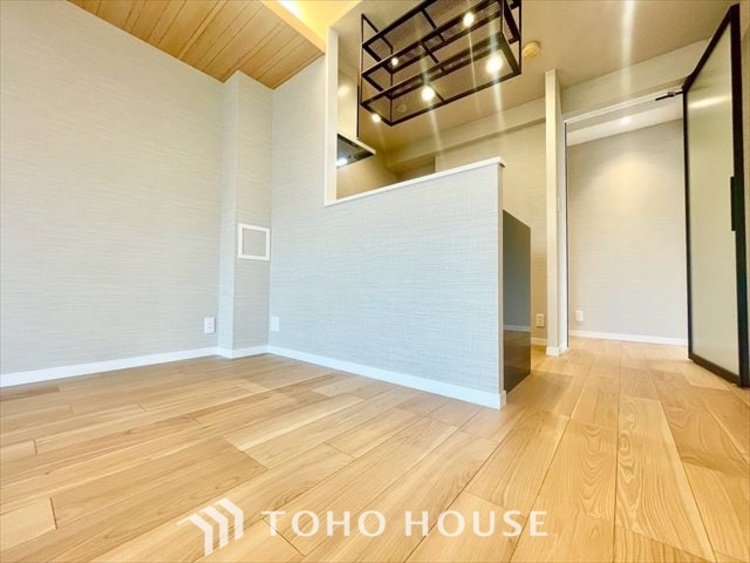 内装 【LIVING】◆Sunshine◆光が燦々と入り、いるだけで気持ちいい。「開放的でゆとりあるお部屋です。」