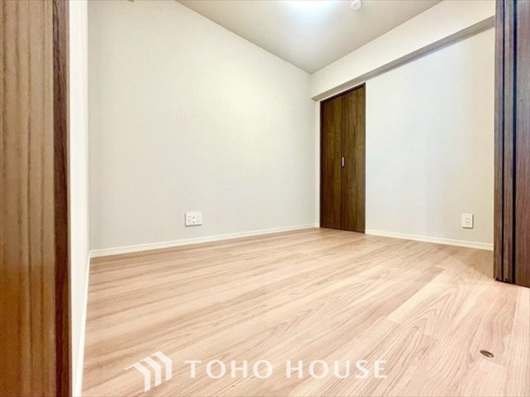 内装 【PRIVATE ROOM】◆快適◆な暮らしに不可欠な収納スペース。快適さとともに思い出も詰まっていく。