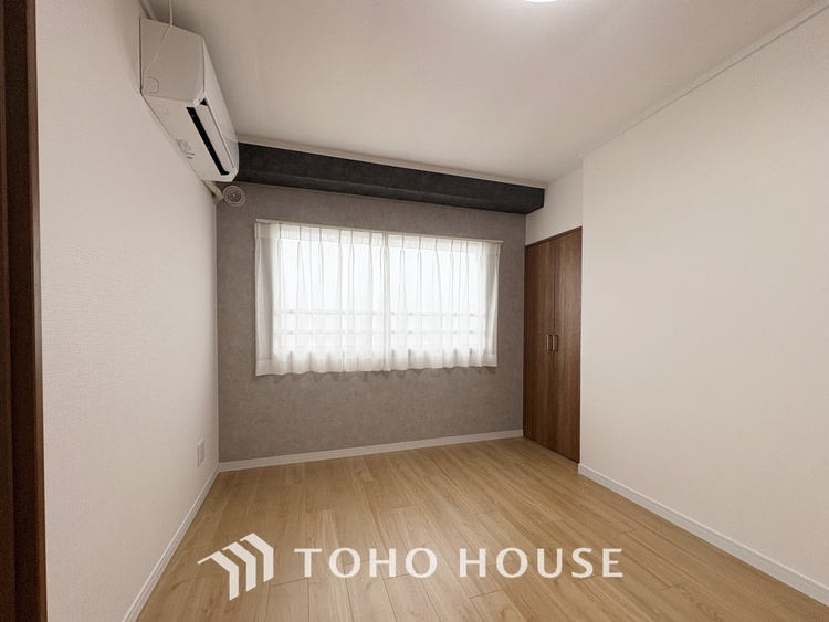 内装 【ENTRANCE】◆家族◆家で家族と過ごす時間は限られている。帰りを待つ家族の元へと急ぐときの弾む思い。そんな思いを引き立てる邸宅。