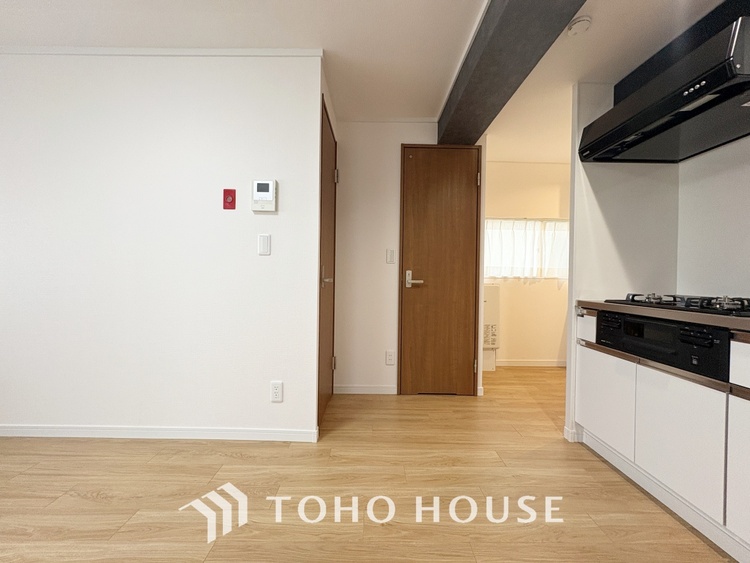 内装 【ENTRANCE】◆安心◆して歩ける。安心して家族の帰りを待てる。そんな安心を感じさせる住環境。