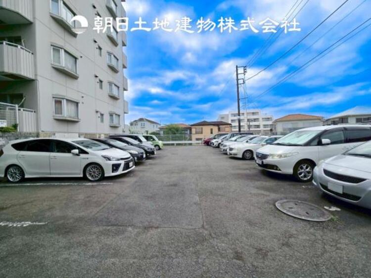 駐車場 【駐車場】