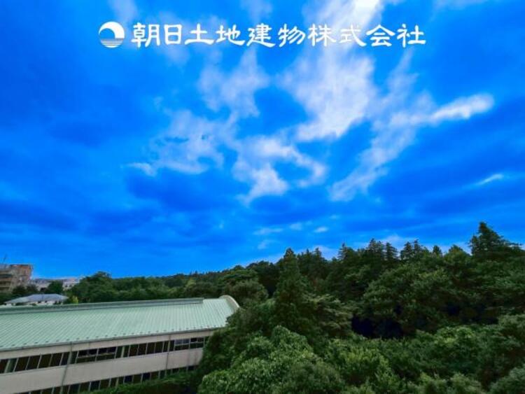 その他 【眺望】温かい太陽を感じる事ができるのは、目の前に遮るものが無いから。彼方に広がる風景が絵画のように広がります。