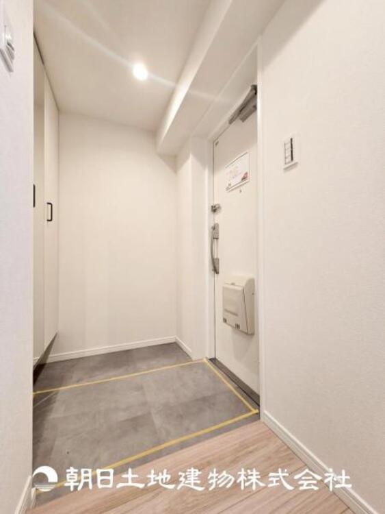 その他 【玄関】大切な家族、お客様をお迎えする玄関は住宅の入口。仕事が終わって疲れた日でも、あなたを受け入れてくれます。