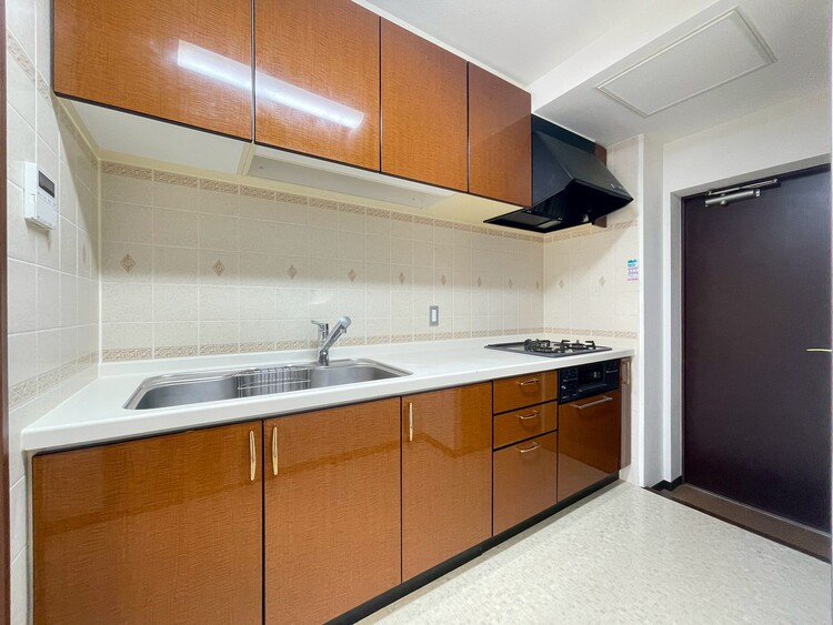 キッチン 洗練されたスタイリッシュなデザイン性と使いやすさを備えた仕様。